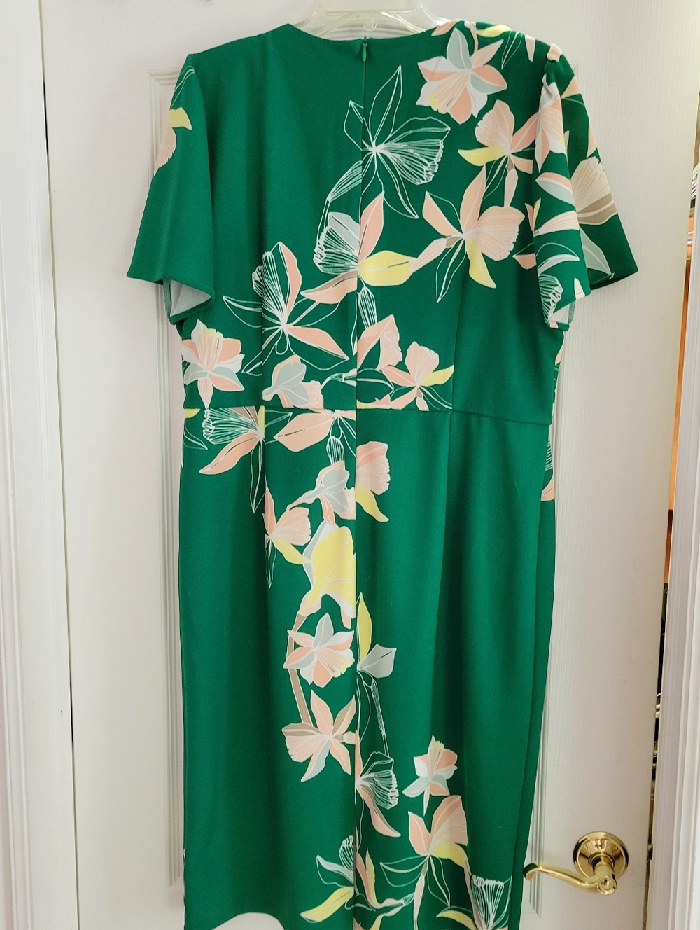 Floral Green Dress - Picture 3 of 3